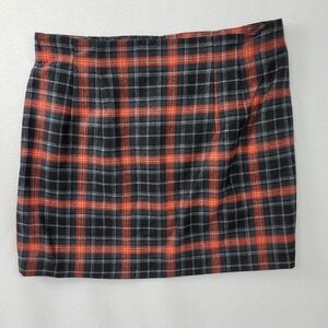 French Connection Womens Mini Skirt Black Red Plaid Sz 8 Wool Blend Back Zip Y2K
